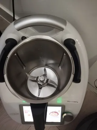 Thermomix TM6 con bolsa de trasporte