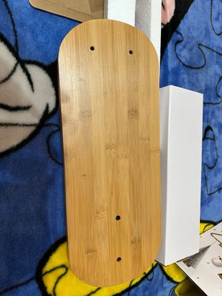 Jamonero giratorio de bambú y metal