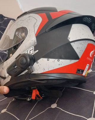Casco c/auricular,guantes y soporte móvil (Nuevos)