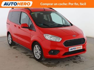 Ford Tourneo Courier 1.0 EcoBoost Titanium