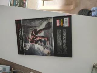 DAREDEVIL 8: HARDCORE (Spanish Edition)