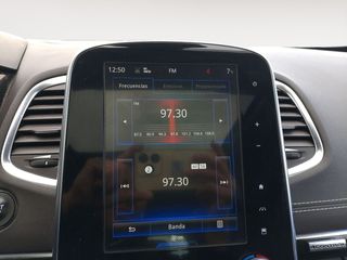 Renault Espace Initiale Paris