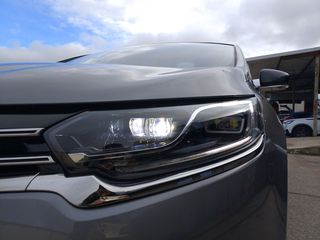 Renault Espace Initiale Paris