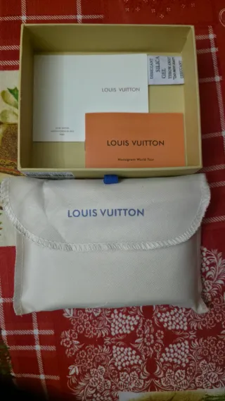 Portafoglio Louis Vuitton Uomo Pelle Nero Nuovo