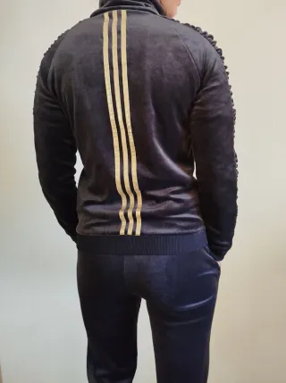 Chándal Adidas Talla S Negro y Dorado