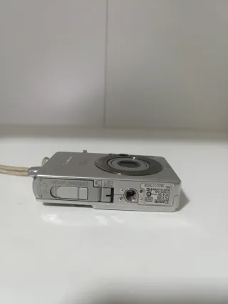 Canon Digital IXUS 50 Cámara Plata