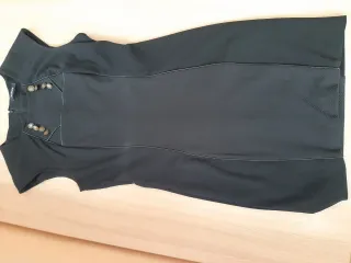 Vestido negro corto Morgan.