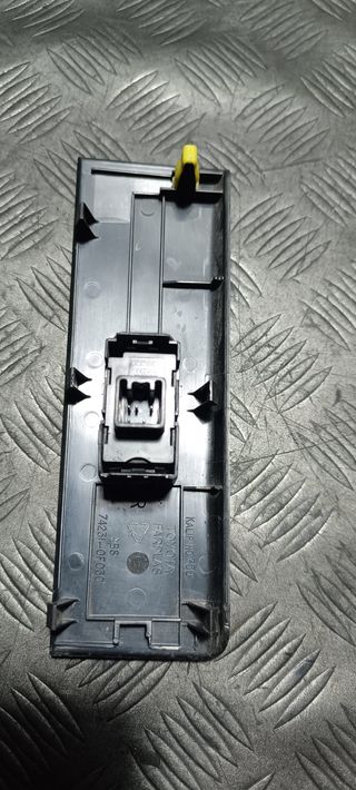 Mando Elevalunas Toyota Corolla 2006 Dcho.