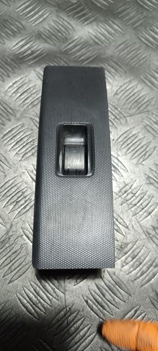 Mando Elevalunas Toyota Corolla 2006 Dcho.