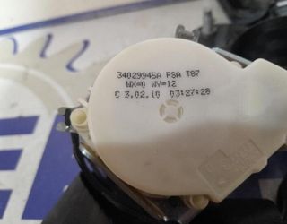 Cinturón seguridad 34029945a peugeot 5008 106724