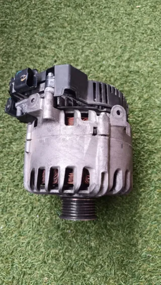 Alternador Valeo 9675753680