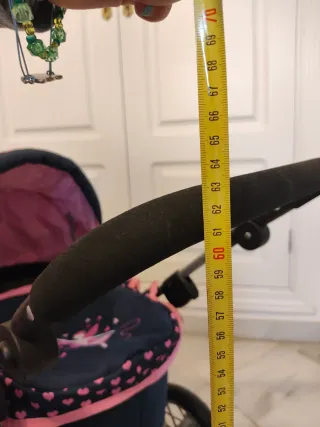 Carrito de juguete con capota