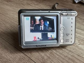 Cámara Digital Fujifilm FinePix A600