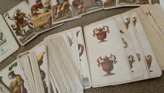 Tarot Minchiate y Caja Regalo