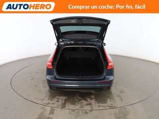 Volvo V60 2.0 B4 Momentum Pro MHEV