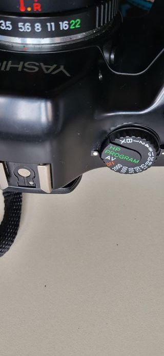 Cámara Yashica 106 Multiprogram