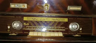 Tocadiscos Vintage con Altavoces. Funciona