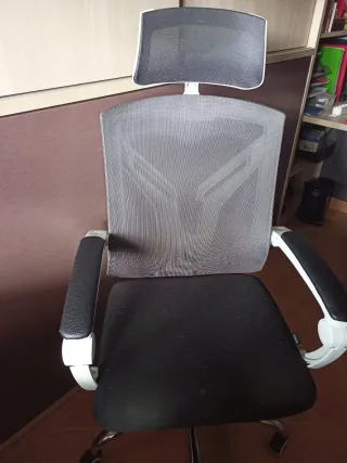 Silla de escritorio ergonómica. OFERTA