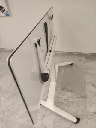 Mesa polivalente escritorio elevable ACTIU (MC23)