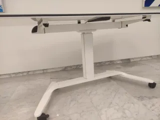 Mesa polivalente escritorio elevable ACTIU (MC23)