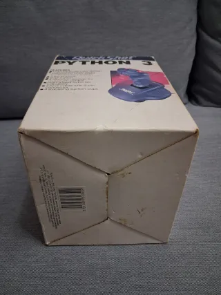 QuickShot Python 3 Joystick Megadrive