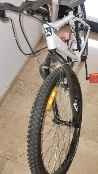 Bicicleta Infantil B'TWIN 20 - Muy Buen Estado