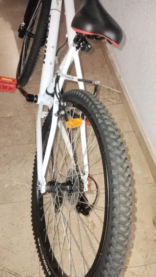 Bicicleta Infantil B'TWIN 20 - Muy Buen Estado