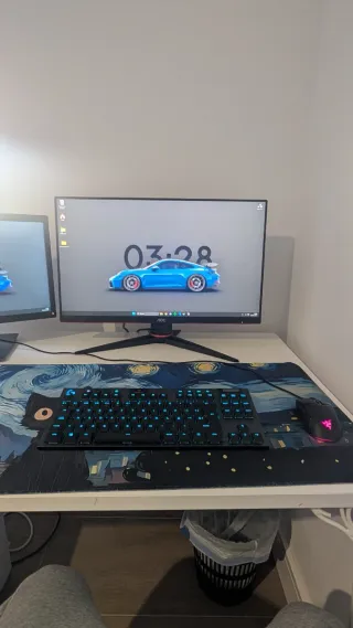 Ordenador Gaming Blanco + 2 pantallas + teclado