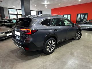 Subaru Outback 2.5i Field CVT Lineartronic AWD