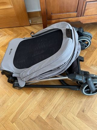 Silla de paseo Cybex Mios Gris