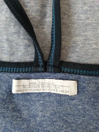 Blusa gris con tirantes