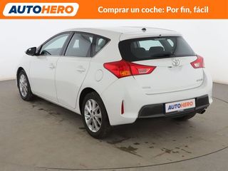 Toyota Auris 2.0 D-4D Live