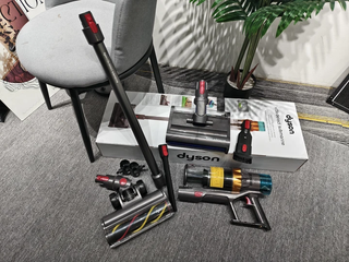 Dyson    V15s    Aspiradora