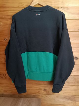 Sudadera Fila Color Negro, Verde y Blanco Talla S.