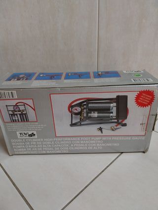 Bomba de ar pedal duplo com manómetro