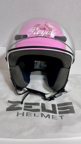 Casco de moto ZEUS, modelo ROYALE, talla S.
