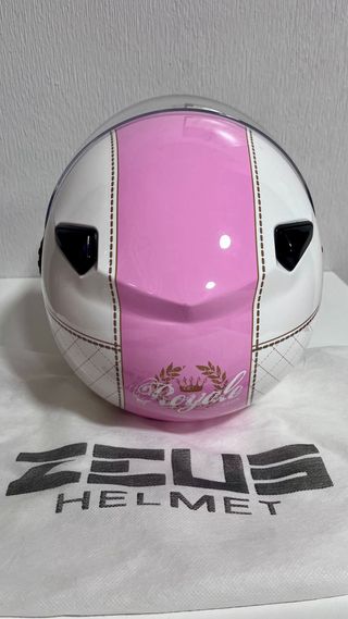 Casco de moto ZEUS, modelo ROYALE, talla S.