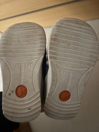 Zapatillas Biomecanics Talla 21