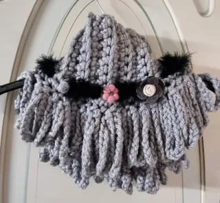 Scaldacollo fatto a mano con fiori