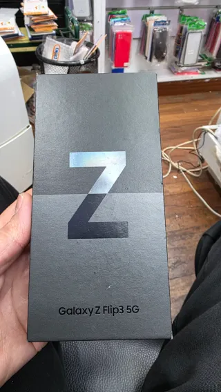 Samsung Z Flip 3 Negro con Garantía 8 ram