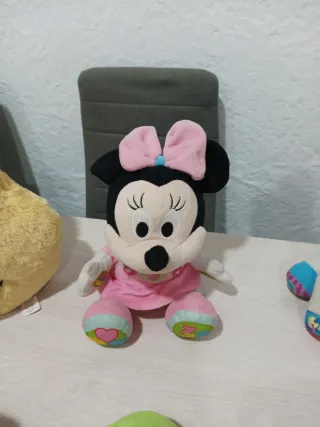 Lote de 9 muñecos de peluche