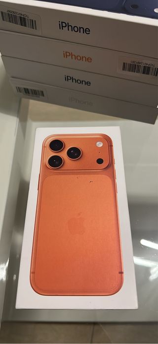 iPhone 17 Pro Max Naranja