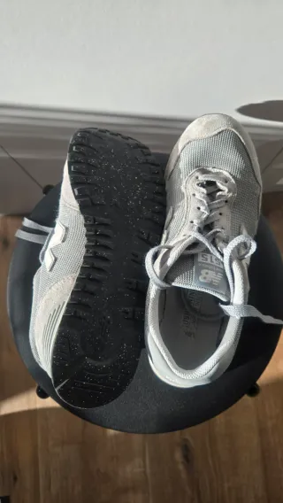 Sapatilhas New Balance bege/cinza