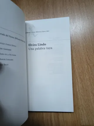Una palabra tuya (Biblioteca Breve) (Spanish Ed...