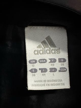 Giacca Adidas nera trapuntata
