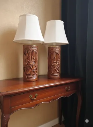 Coppia Lampade Antiche in Bambù Intagliato