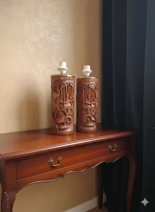 Coppia Lampade Antiche in Bambù Intagliato