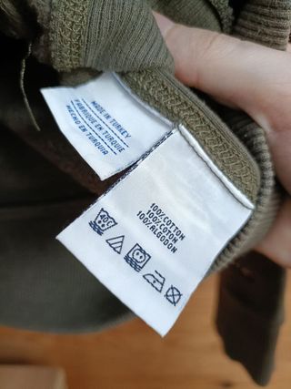 Sudadera Tommy Hilfiger Color Verde Talla XS.