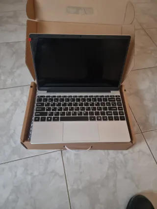 Portátil Genérico ,Fue un regalo que no necesito