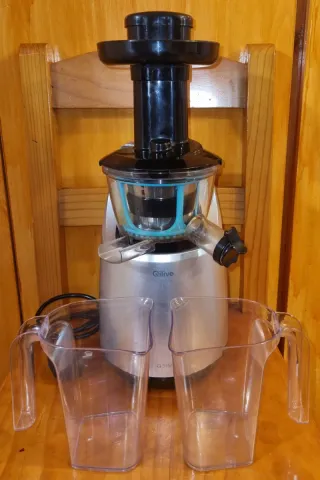 Licuadora Qilive con jarras
